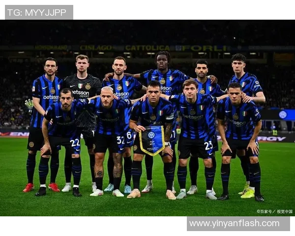 国米蝉联意甲冠军,成为联赛史上第六支实现“双冠王”的球队 国米蝉联意甲冠军,成为联赛史上第六支实现“双冠王”的球队