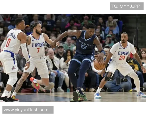 快船队绝杀灰熊队,强势晋级半决赛,震撼全场! 快船队绝杀灰熊队,强势晋级半决赛,震撼全场!