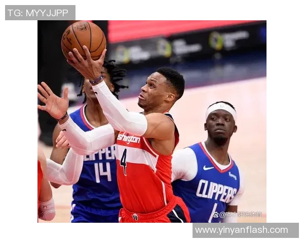 快船战胜尼克斯,保住季后赛希望 快船战胜尼克斯,保住季后赛希望