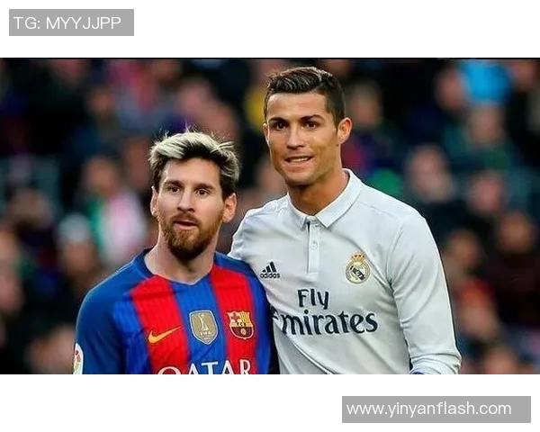 欧冠巅峰之战！C罗梅西再次交锋，全球球迷热切期待谁将笑到最后？