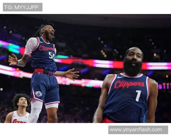 勇士大胜快船，连取两连胜：王者归来！